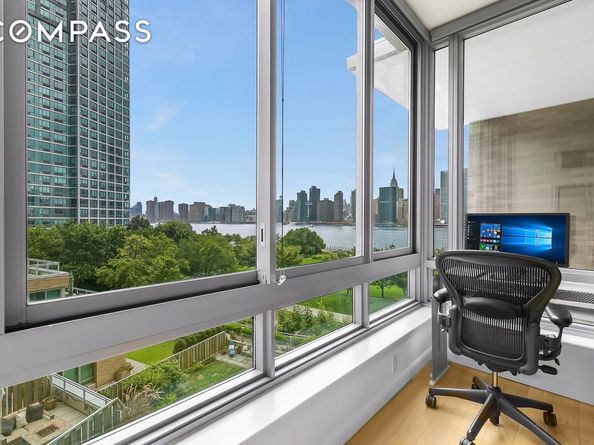 46-30 Center Boulevard 406, Queens NY 11109