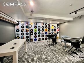 46-30 Center Boulevard 406, Queens NY 11109