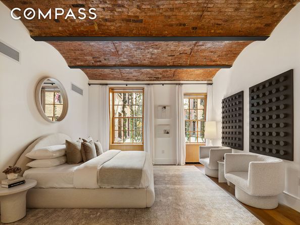 36 Bleecker Street 3D, New York NY 10012