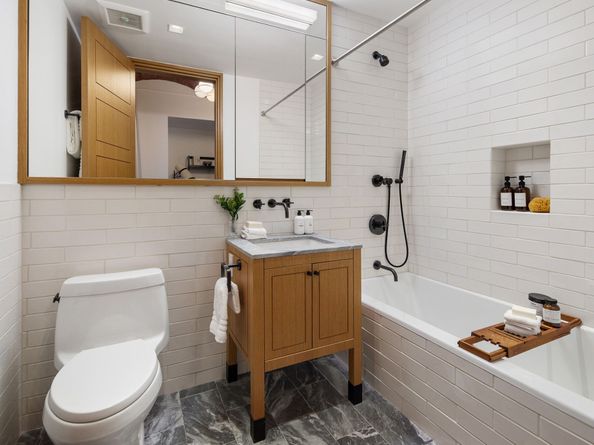 36 Bleecker Street 3D, New York NY 10012