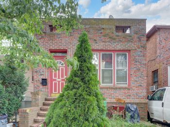 392 East 7th Street