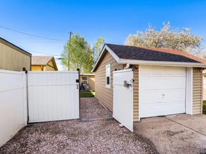 2263 W Parkhill Avenue, Littleton CO 80120