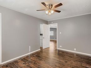 2263 W Parkhill Avenue, Littleton CO 80120