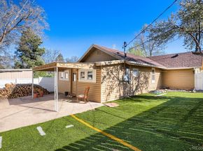 2263 W Parkhill Avenue, Littleton CO 80120