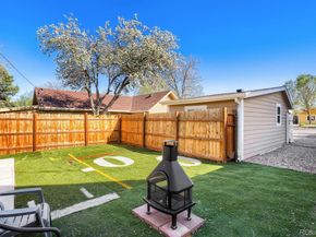 2263 W Parkhill Avenue, Littleton CO 80120