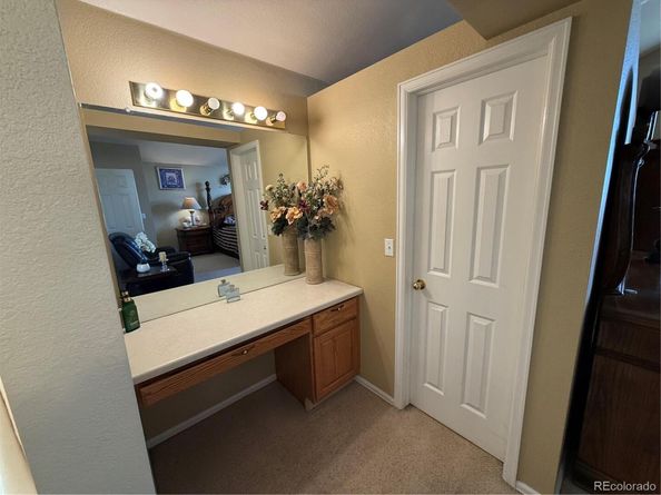 6044 S Yakima Street, Aurora CO 80015