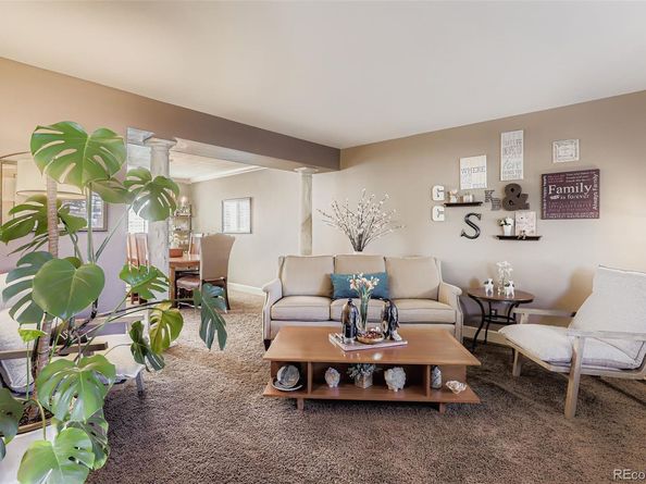 2424 Maplewood Circle, Longmont CO 80503