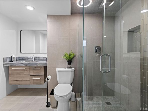 642 S Racine Street, Aurora CO 80012