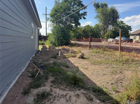 275 Stuart Street, Denver CO 80219