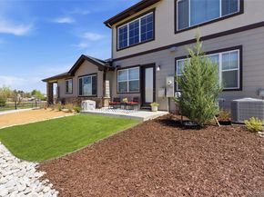 1827 S Helena, Aurora CO 80017
