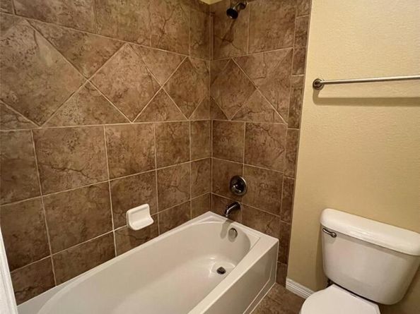 6190 S Oswego Street, Englewood CO 80111