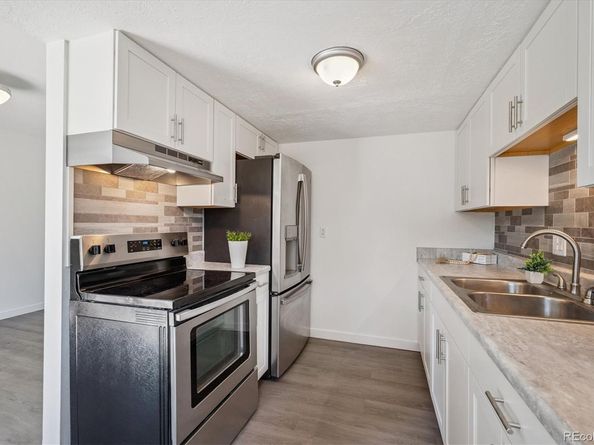 8836 W Asbury Drive, Lakewood CO 80227
