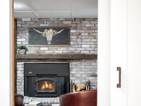 469 Newark Street, Aurora CO 80010