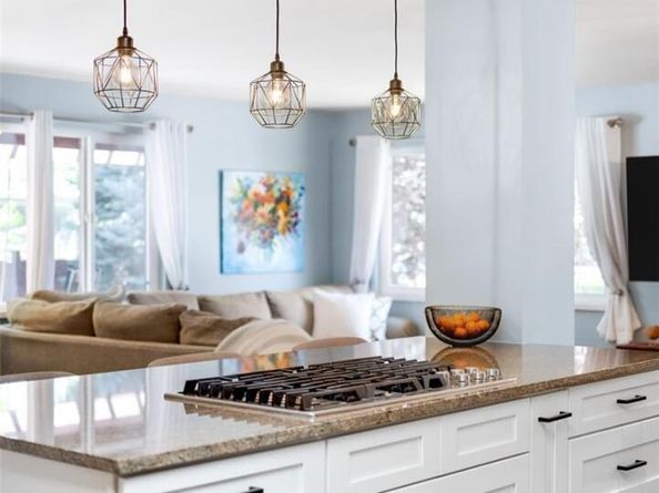 469 Newark Street, Aurora CO 80010