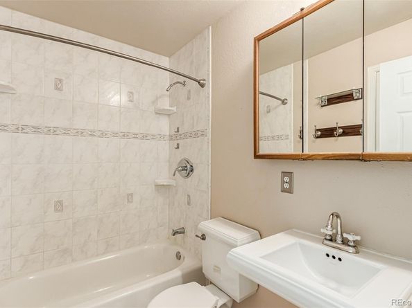 19875 E Girard Avenue, Aurora CO 80013