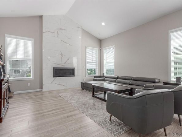6560 S Addison Way, Aurora CO 80016