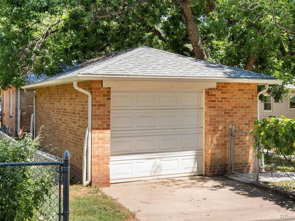 1209 Gay Street, Longmont CO 80501