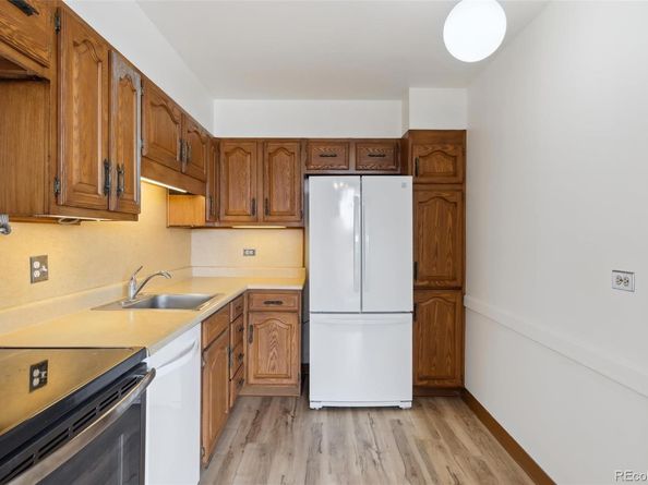 4570 E Yale Avenue 706, Denver CO 80222