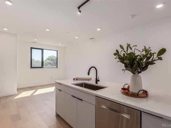 1601 Park Avenue 214, Denver CO 80218
