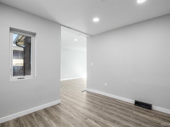 832 Dahlia Street, Denver CO 80220