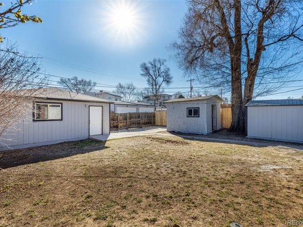 832 Dahlia Street, Denver CO 80220