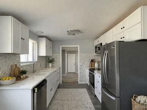 1299 S Brentwood Way, Lakewood CO 80232