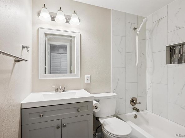 1192 S Eagle Circle B, Aurora CO 80012