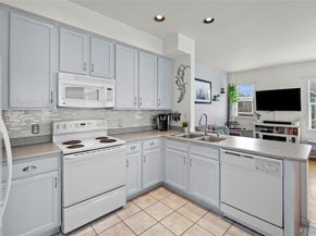 7454 E 28th Avenue 3, Denver CO 80238