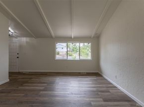 7042 W 76th Avenue, Arvada CO 80003