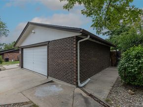 7042 W 76th Avenue, Arvada CO 80003