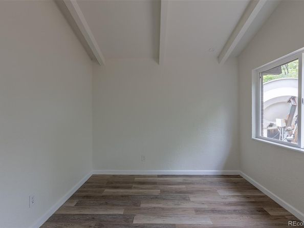 7042 W 76th Avenue, Arvada CO 80003