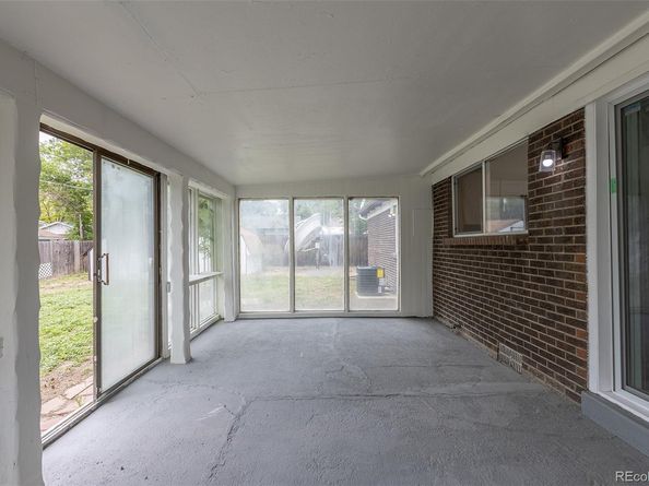 7042 W 76th Avenue, Arvada CO 80003