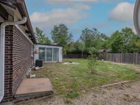 7042 W 76th Avenue, Arvada CO 80003