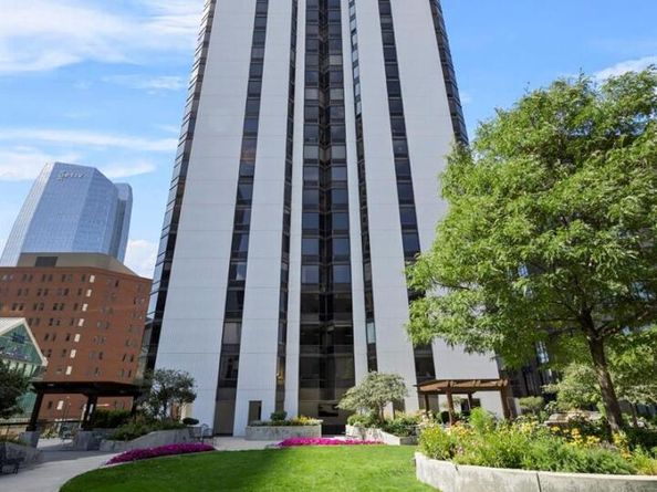 1625 Larimer Street 2105, Denver CO 80202