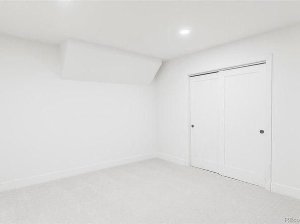 11845 W 17th Avenue, Lakewood CO 80215