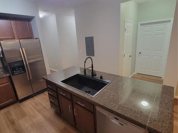9637 E 5th 103, Denver CO 80230