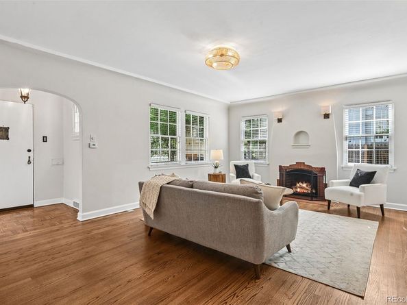 5815 E 6th Avenue Parkway, Denver CO 80220