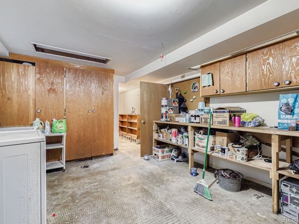 6785 S Logan Street, Centennial CO 80122