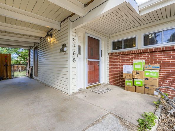 6785 S Logan Street, Centennial CO 80122