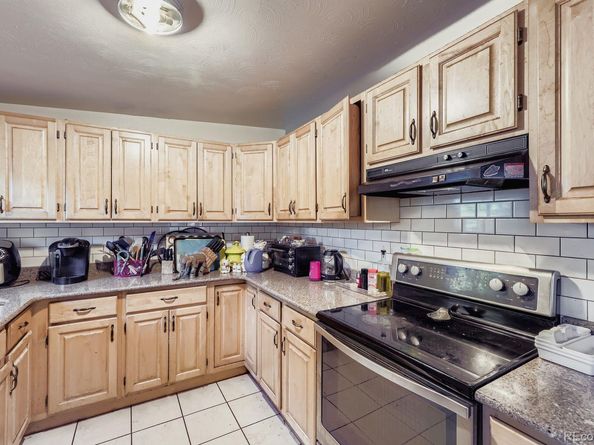 6785 S Logan Street, Centennial CO 80122