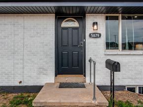 5879 S Broadway, Littleton CO 80121