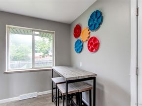 5879 S Broadway, Littleton CO 80121
