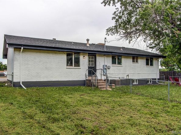 5879 S Broadway, Littleton CO 80121