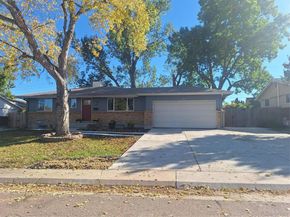8616 W Utah Avenue W, Lakewood CO 80232
