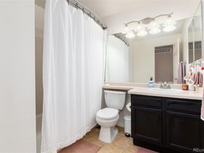 4304 S Genoa Court, Centennial CO 80015