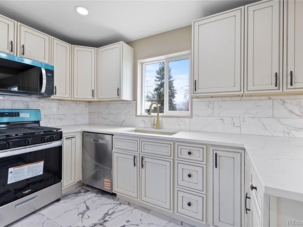 10752 Blue Jay Lane, Northglenn CO 80233