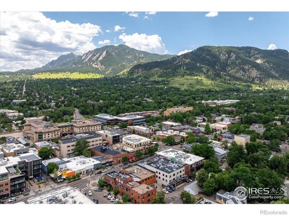 820 Pearl Street, Boulder CO 80302
