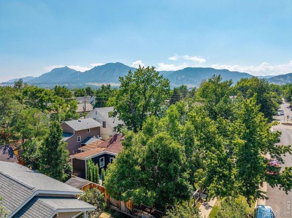 2324 Mapleton Avenue A, Boulder CO 80304