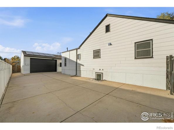 131 Bowen Street, Longmont CO 80501