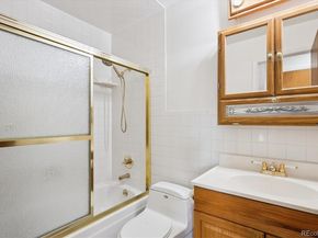 3240 S Kittredge Way, Aurora CO 80013